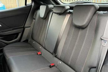 VAUXHALL MOKKA Electric 50kWh GS SUV 5dr Electric Auto (136 ps)