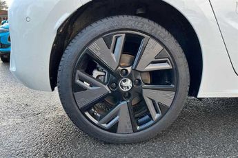 VAUXHALL Corsa Electric 50kWh Ultimate Hatchback 5dr Electric Auto (136 ps)
