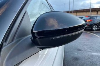 VAUXHALL Corsa Electric 50kWh Ultimate Hatchback 5dr Electric Auto (136 ps)