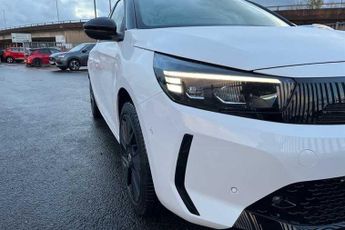 VAUXHALL Corsa Electric 50kWh Ultimate Hatchback 5dr Electric Auto (136 ps)