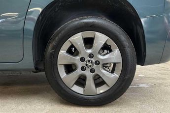 VAUXHALL COMBO LIFE Electric 52kWh Ultimate MPV 5dr Electric Auto (7.4kW Charger) (136 ps)