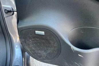 NISSAN LEAF 59kWh e+ Tekna Hatchback 5dr Electric Auto (217 ps)