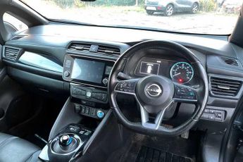 NISSAN LEAF 59kWh e+ Tekna Hatchback 5dr Electric Auto (217 ps)