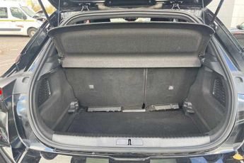 Vauxhall Mokka Electric 50kWh SRi Premium SUV 5dr Electric Auto (136 ps)