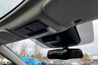 Nissan Qashqai 1.3 DIG-T MHEV N-Connecta SUV 5dr Petrol Hybrid XTRON Euro 6 (s/