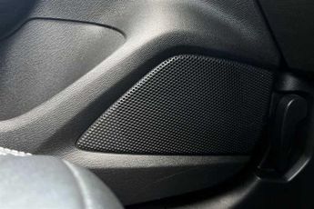 VAUXHALL MOKKA Electric 50kWh Ultimate Edition SUV 5dr Electric Auto (136 ps)