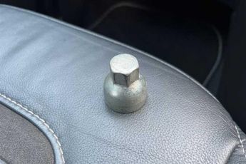 VAUXHALL MOKKA Electric 50kWh Ultimate Edition SUV 5dr Electric Auto (136 ps)