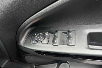 Ford Ecosport 1.0i Turbo EcoBoost (125 PS) Titanium 5 Door Petrol SUV Automati