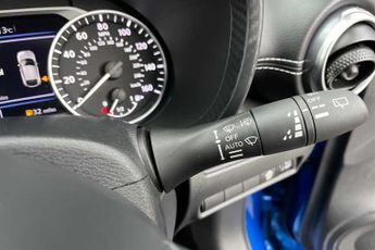 Nissan Juke 1.0 DIG-T (114 PS) N-Connecta 5 Door Petrol SUV Automatic *** 1 