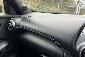 Nissan Juke 1.0 DIG-T (114 PS) N-Connecta 5 Door Petrol SUV Automatic *** 1 