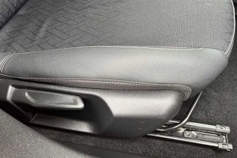 Vauxhall Corsa Electric 50 kWh (136 PS) Elite Nav 5 Door Electric Hatchback *** 1 Privat