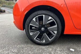 Vauxhall Corsa Electric 50kWh Elite Nav Hatchback 5dr Electric Auto (7.4Kw Charger) (136