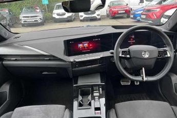 VAUXHALL ASTRA Electric 54kWh Ultimate Hatchback 5dr Electric Auto (156 ps)