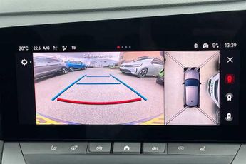 VAUXHALL ASTRA Electric 54kWh Ultimate Hatchback 5dr Electric Auto (156 ps)