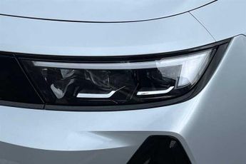 VAUXHALL ASTRA Electric 54kWh Ultimate Hatchback 5dr Electric Auto (156 ps)