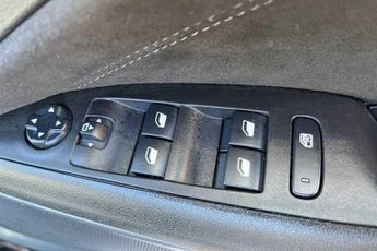 VAUXHALL CROSSLAND 1.2 Turbo Ultimate SUV 5dr Petrol Auto Euro 6 (s/s) (130 ps)