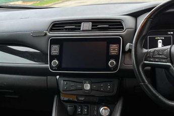 Nissan Leaf 39kWh N-Connecta Hatchback 5dr Electric Auto (150 ps)