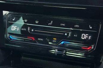 VOLKSWAGEN PASSAT 1.4 TSI 13kWh GTE Saloon 4dr Petrol Plug-in Hybrid DSG Euro 6 (s