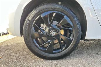 VAUXHALL Corsa Electric 50kWh Yes Hatchback 5dr Electric Auto (136 ps)