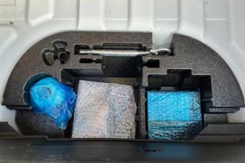 VAUXHALL Corsa Electric 50kWh Yes Hatchback 5dr Electric Auto (136 ps)