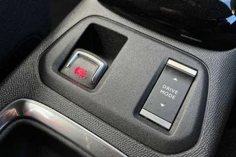 VAUXHALL Corsa Electric 50kWh Yes Hatchback 5dr Electric Auto (136 ps)