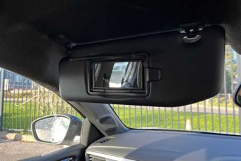 VAUXHALL Corsa Electric 50kWh Yes Hatchback 5dr Electric Auto (136 ps)