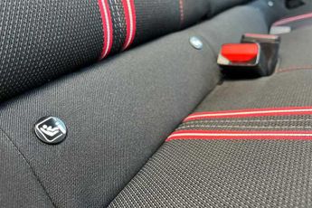 VAUXHALL Corsa Electric 50kWh Yes Hatchback 5dr Electric Auto (136 ps)