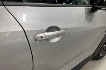 NISSAN JUKE 1.0 DIG-T N-Connecta SUV 5dr Petrol DCT Auto Euro 6 (s/s) (114 p