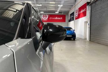 NISSAN JUKE 1.0 DIG-T N-Connecta SUV 5dr Petrol DCT Auto Euro 6 (s/s) (114 p