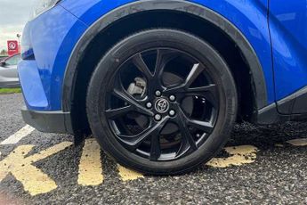 TOYOTA C-HR 1.8 VVT-h Dynamic SUV 5dr Petrol Hybrid CVT Euro 6 (s/s) (122 ps