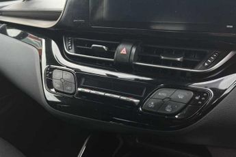 TOYOTA C-HR 1.8 VVT-h Dynamic SUV 5dr Petrol Hybrid CVT Euro 6 (s/s) (122 ps