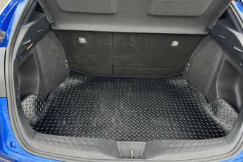 TOYOTA C-HR 1.8 VVT-h Dynamic SUV 5dr Petrol Hybrid CVT Euro 6 (s/s) (122 ps