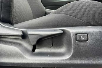 TOYOTA C-HR 1.8 VVT-h Dynamic SUV 5dr Petrol Hybrid CVT Euro 6 (s/s) (122 ps