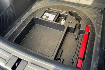 MG MG ZS 51.1kWh Trophy Connect SUV 5dr Electric Auto (176 ps)