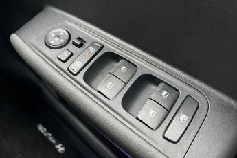 HYUNDAI INSTER Long Range 49kWh 02 SUV 5dr Electric Auto (115 ps)