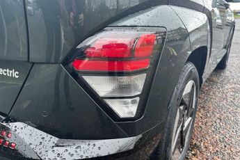 HYUNDAI KONA 65.4kWh Advance SUV 5dr Electric Auto (218 ps)