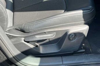 AUDI Q2 1.5 TFSI CoD 35 S line SUV 5dr Petrol S Tronic Euro 6 (s/s) (150