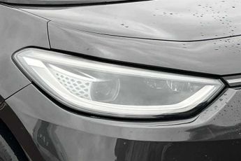 VOLKSWAGEN ID.3 Pro Performance 58kWh Family Hatchback 5dr Electric Auto (204 ps