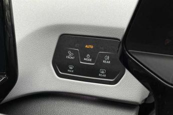 VOLKSWAGEN ID.3 Pro Performance 58kWh Family Hatchback 5dr Electric Auto (204 ps