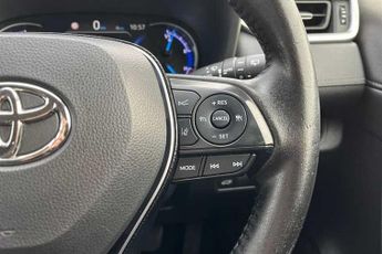 TOYOTA RAV4 2.5 VVT-h Design SUV 5dr Petrol Hybrid CVT 4WD Euro 6 (s/s) (222