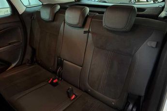 VAUXHALL CROSSLAND 1.2 Turbo Ultimate SUV 5dr Petrol Auto Euro 6 (s/s) (130 ps)