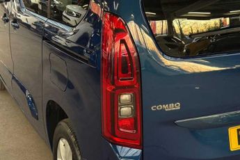 VAUXHALL COMBO LIFE 1.2 Turbo Energy MPV 5dr Petrol Auto Euro 6 (s/s) (130 ps)