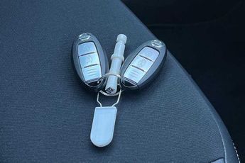 NISSAN JUKE 1.0 DIG-T Tekna SUV 5dr Petrol DCT Auto Euro 6 (s/s) (114 ps)