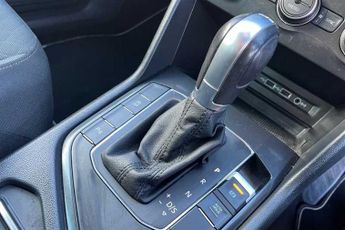 VOLKSWAGEN TIGUAN 2.0 TDI SE Navigation SUV 5dr Diesel DSG Euro 6 (s/s) (150 ps)