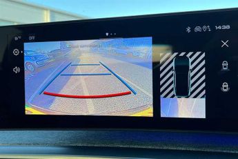 PEUGEOT E-3008 73kWh GT SUV 5dr Electric Auto (210 ps)