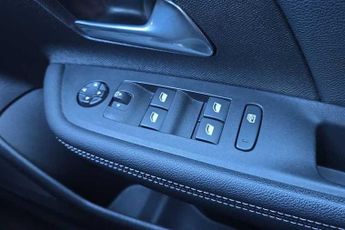 VAUXHALL MOKKA Electric 50kWh SRi Premium SUV 5dr Electric Auto (136 ps)