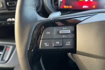 Vauxhall Combo Life Electric Ultimate XL Automatic (136ps)