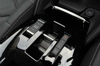 CITROEN C4 1.2 PureTech Shine Plus Hatchback 5dr Petrol EAT8 Euro 6 (s/s) (