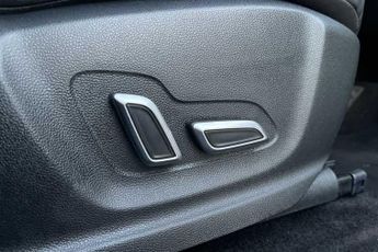 MG HS 1.5 T-GDI 16.6kWh Trophy SUV 5dr Petrol Plug-in Hybrid Auto Euro