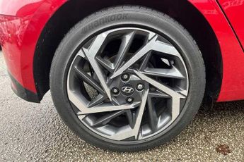 HYUNDAI i20 1.0 T-GDi MHEV Premium Hatchback 5dr Petrol Hybrid DCT Euro 6 (s